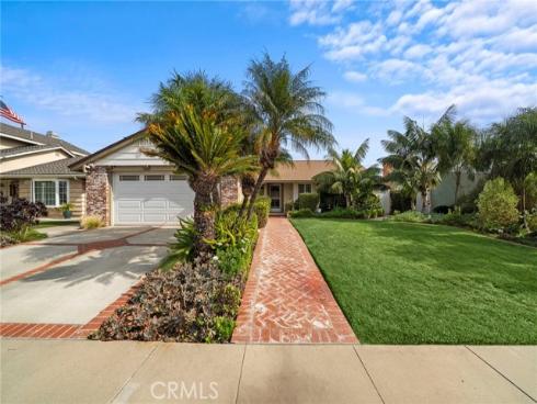 17384  Oak   Street, Fountain Valley, CA