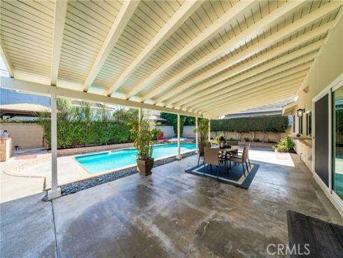18540  Santa Cruz Circle  , Fountain Valley, CA