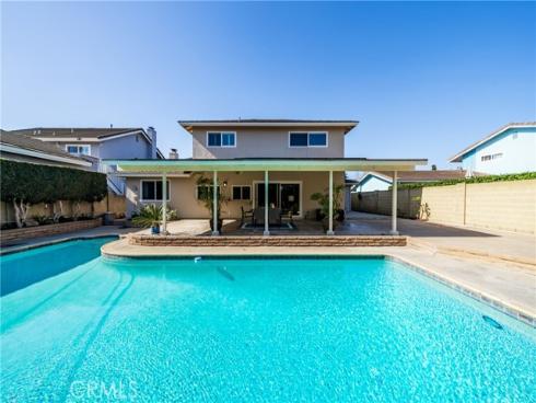 18540  Santa Cruz Circle  , Fountain Valley, CA