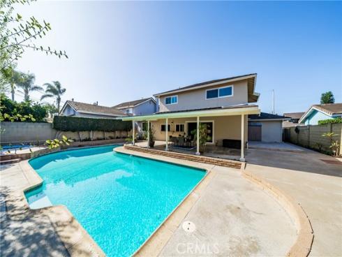 18540  Santa Cruz Circle  , Fountain Valley, CA