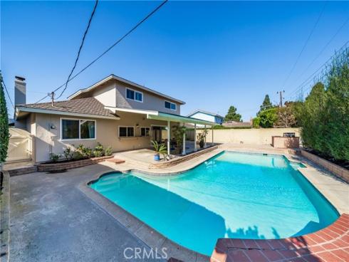 18540  Santa Cruz Circle  , Fountain Valley, CA