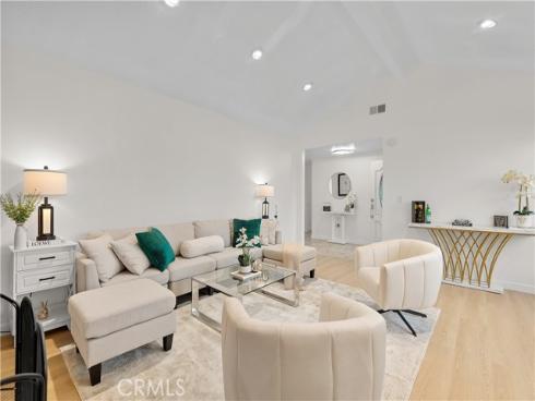 9808  Sturgeon  , Fountain Valley, CA