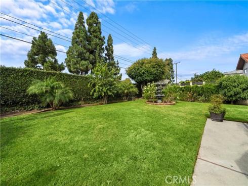 17807  Joshua   Circle, Fountain Valley, CA