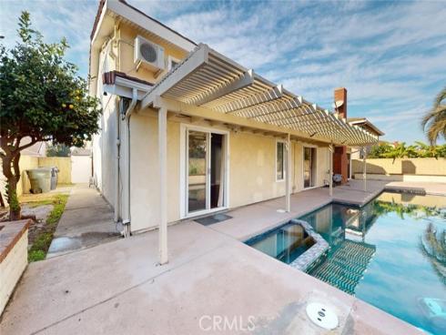 16326 Mount Baden Powell , Fountain Valley, CA