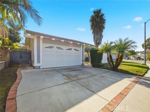 10928 El Domino , Fountain Valley, CA