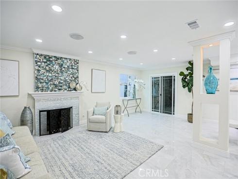 17230 San Lorenzo Circle