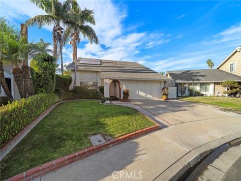 9893  Peralta River  , Fountain Valley, CA