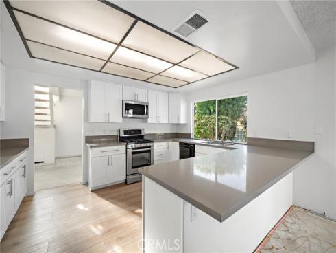 9893  Peralta River  , Fountain Valley, CA