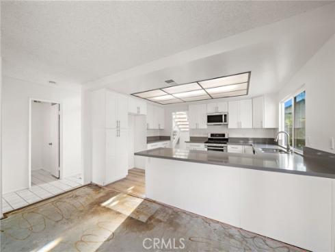 9893  Peralta River  , Fountain Valley, CA