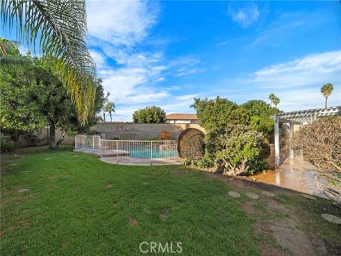 9893  Peralta River  , Fountain Valley, CA
