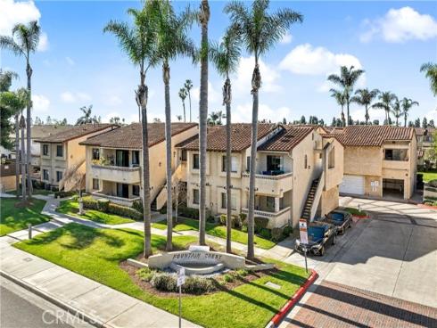 17333  Brookhurst  A8 , Fountain Valley, CA