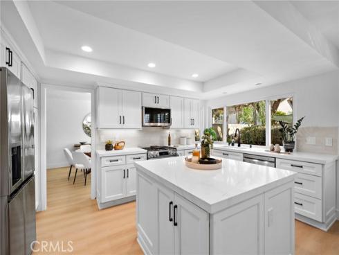 9560  La Amapola   Avenue, Fountain Valley, CA