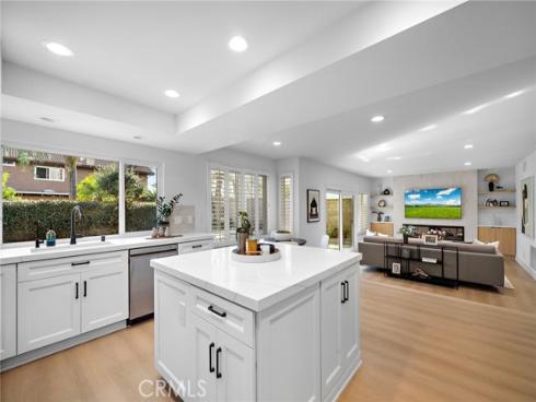 9560  La Amapola   Avenue, Fountain Valley, CA