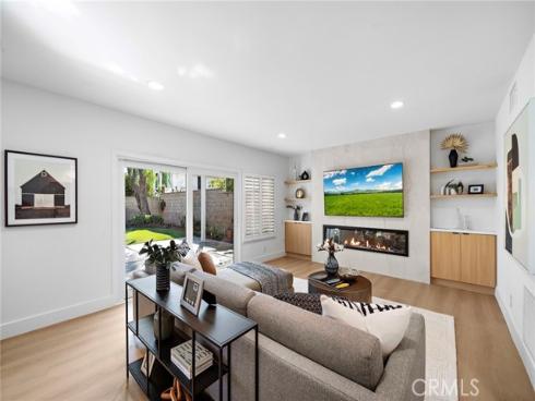 9560  La Amapola   Avenue, Fountain Valley, CA