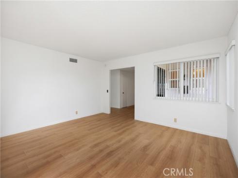 10276  Falcon  , Fountain Valley, CA