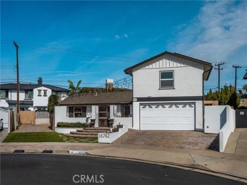 16762 Mulberry Circle