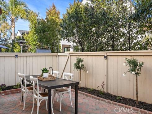 18044  Courreges   Court, Fountain Valley, CA