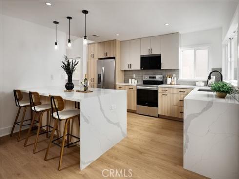 10230 El Monterey Avenue