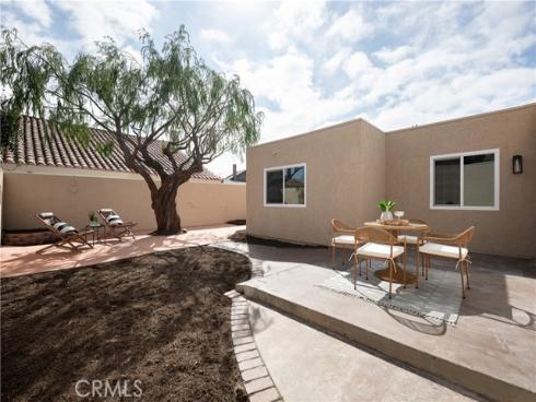 10230  El Monterey Avenue  , Fountain Valley, CA