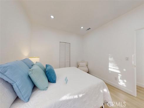 17541  Santa Cristobal  , Fountain Valley, CA