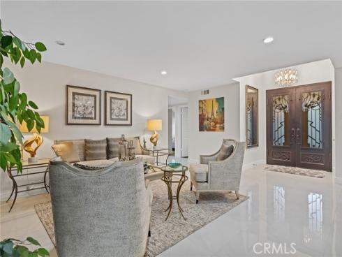 9200  Buttercup Ave  , Fountain Valley, CA