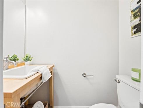 11960  Gloxinia  , Fountain Valley, CA