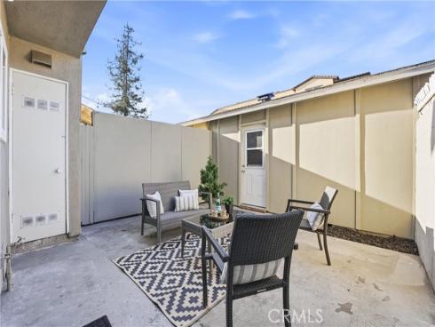 11960  Gloxinia  , Fountain Valley, CA