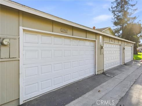 11960  Gloxinia  , Fountain Valley, CA