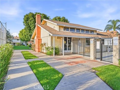 11960  Gloxinia  , Fountain Valley, CA