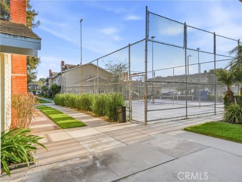 11960  Gloxinia  , Fountain Valley, CA