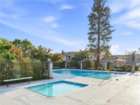 11960  Gloxinia  , Fountain Valley, CA