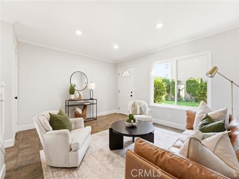 11960  Gloxinia  , Fountain Valley, CA