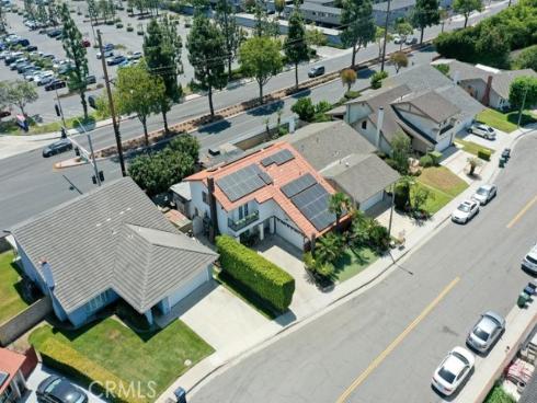 17230  San Lorenzo   Circle, Fountain Valley, CA