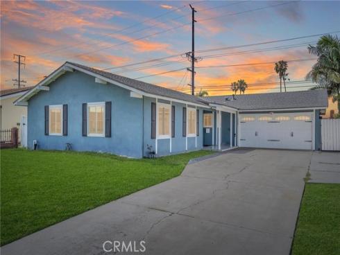 17267  Santa Isabel  , Fountain Valley, CA