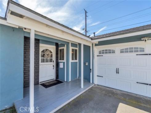 17267  Santa Isabel  , Fountain Valley, CA