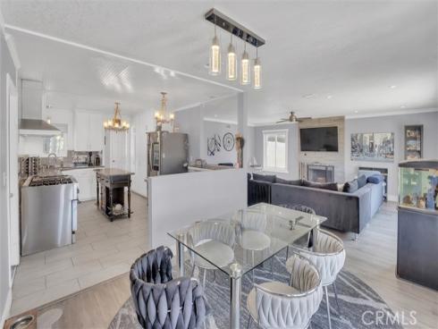 17267  Santa Isabel  , Fountain Valley, CA