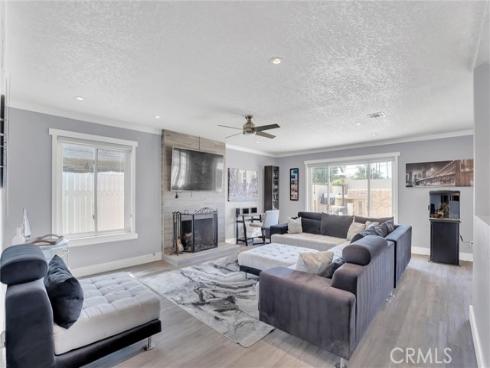 17267  Santa Isabel  , Fountain Valley, CA