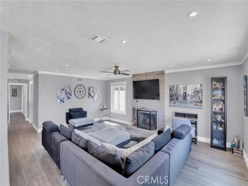 17267  Santa Isabel  , Fountain Valley, CA