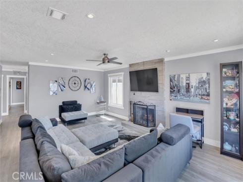 17267  Santa Isabel  , Fountain Valley, CA