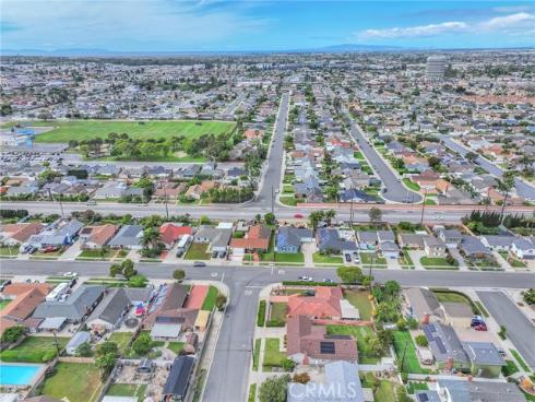 17267  Santa Isabel  , Fountain Valley, CA