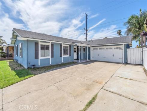 17267  Santa Isabel  , Fountain Valley, CA