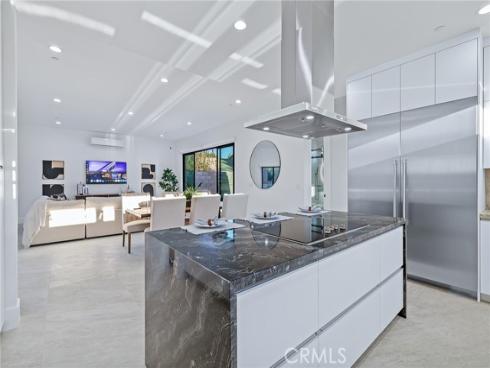 10322  Avenida Cinco De Mayo  , Fountain Valley, CA