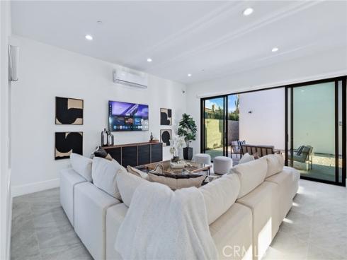 10322  Avenida Cinco De Mayo  , Fountain Valley, CA