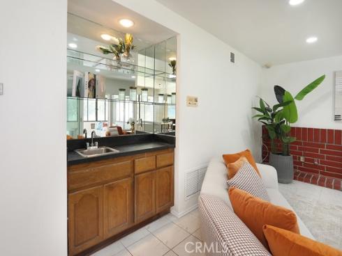 9888  Hamilton  , Fountain Valley, CA