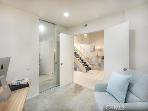 9888  Hamilton  , Fountain Valley, CA