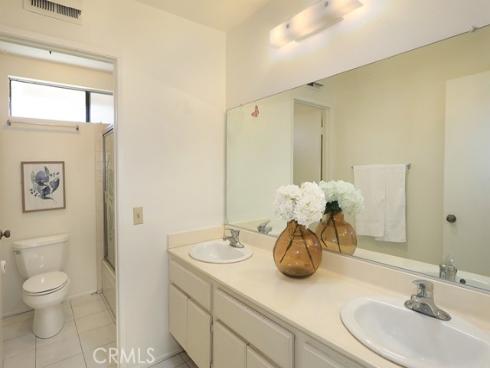 9888  Hamilton  , Fountain Valley, CA