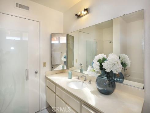 9888  Hamilton  , Fountain Valley, CA