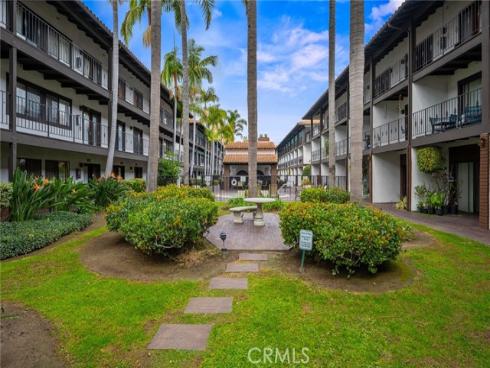 17200 Newhope 31 , Fountain Valley, CA
