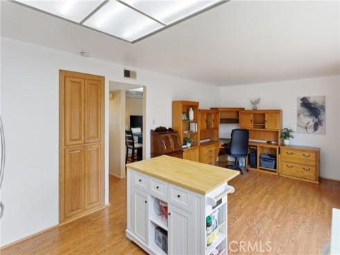 10466 Smoke River Court, Fountain Valley, CA