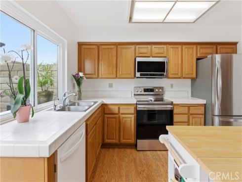 10466 Smoke River Court, Fountain Valley, CA